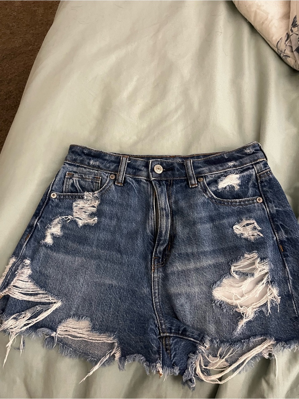 American Eagle Outfitters Light Blue Denim Jeans with Brown Stitching